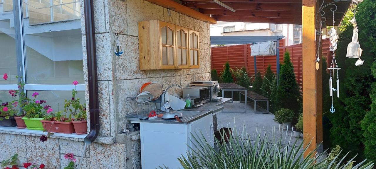 Guest Rooms Soleo Baltschik Exterior foto